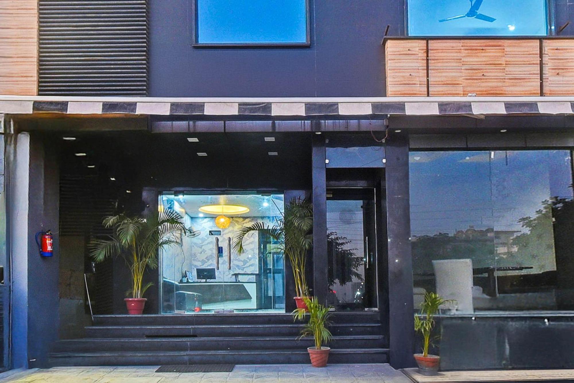 Super Townhouse Amrapali Circle Formerly Hotel Aqua Jaipur Dış mekan fotoğraf